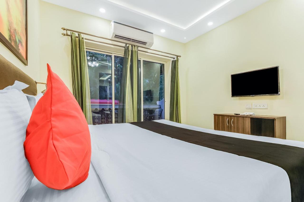 Capital O 64180 Adam'S Beach Resort Baga Bagian luar foto