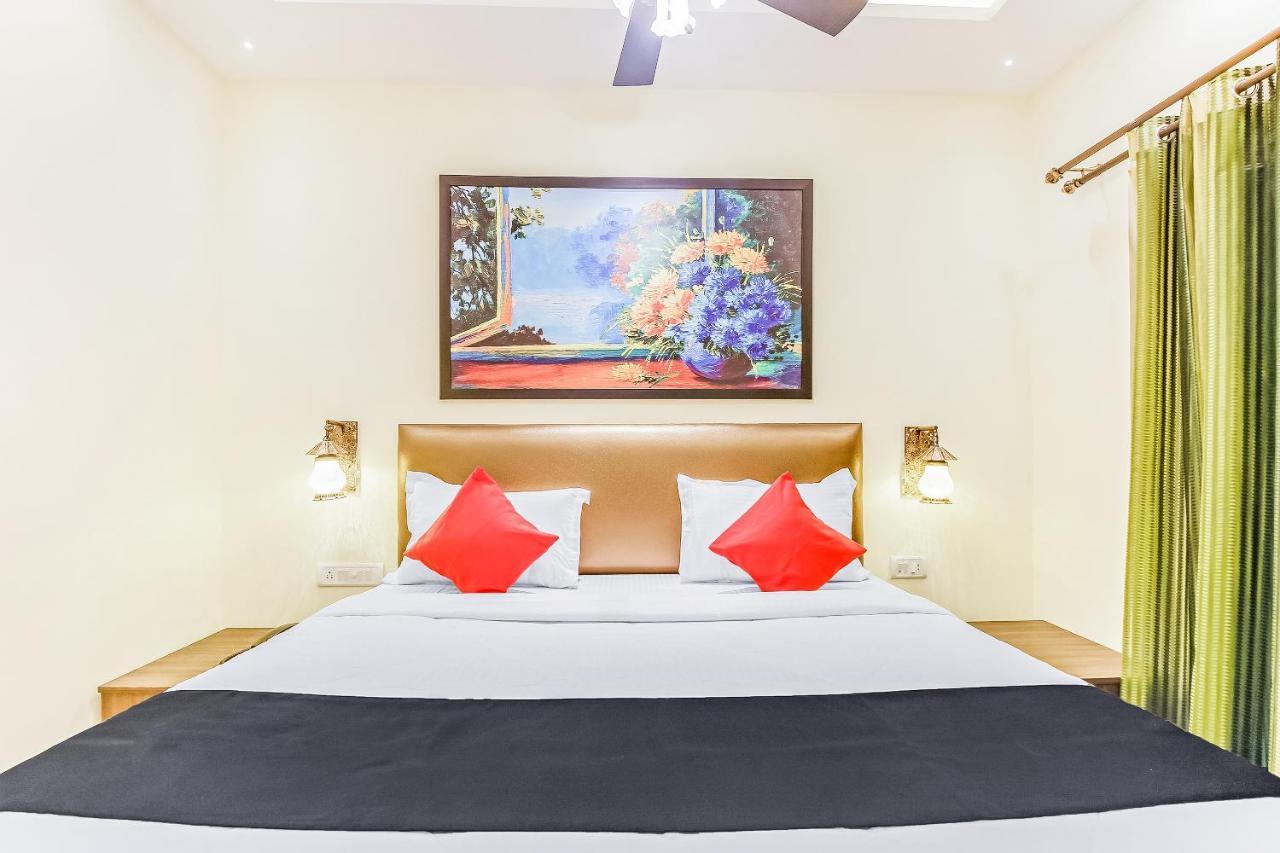 Capital O 64180 Adam'S Beach Resort Baga Bagian luar foto