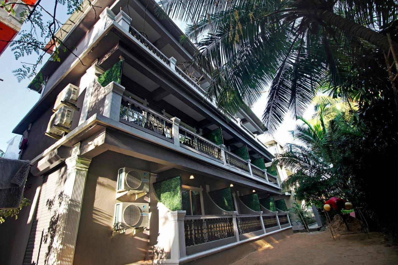 Capital O 64180 Adam'S Beach Resort Baga Bagian luar foto